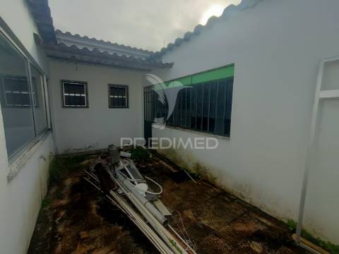 Espaço comercial - alcanhões, santarém