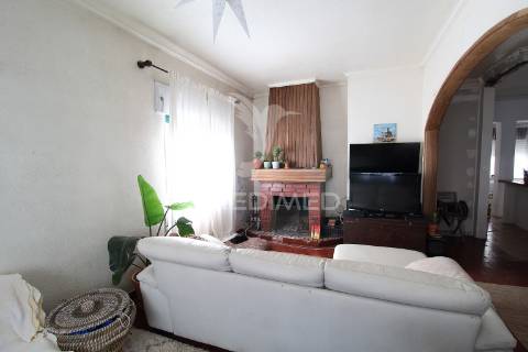 Moradia t2 com espaço exterior