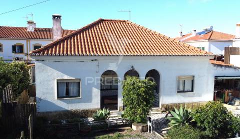 Moradia t2 com espaço exterior