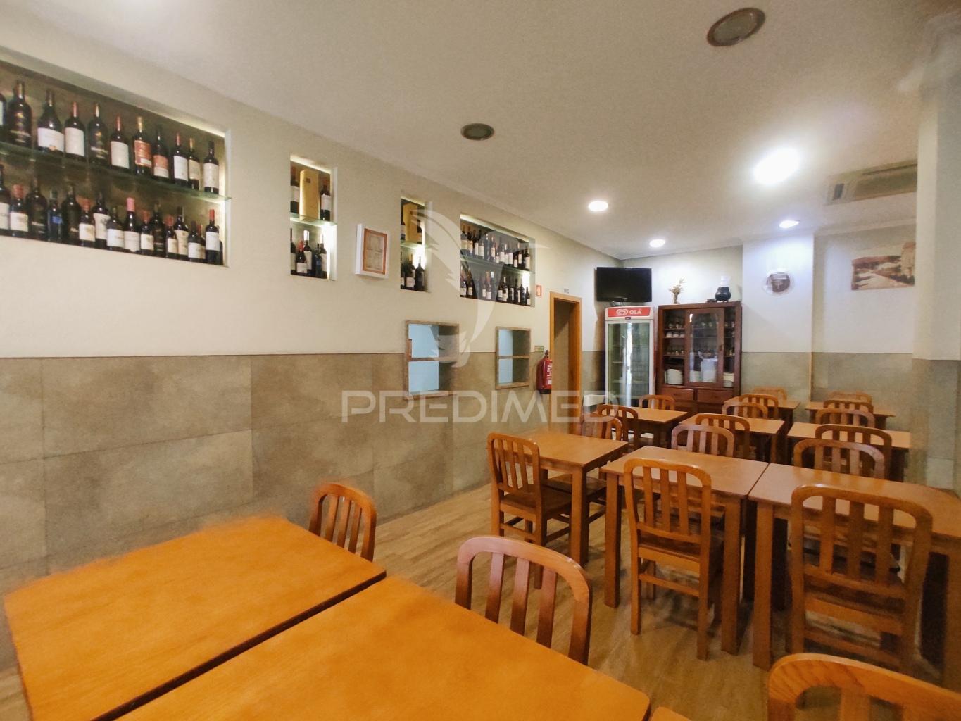 Restaurante amadora bem localizado totalmente equipado