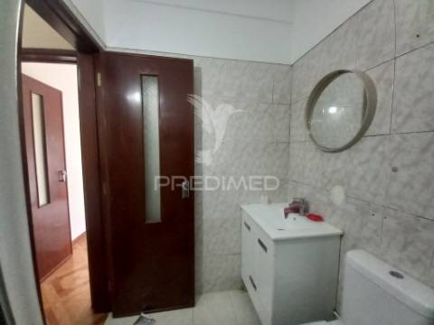 T2 parcialmente remodelado - lavradio