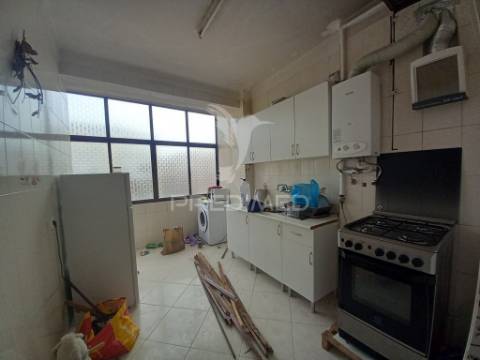 T2 parcialmente remodelado - lavradio
