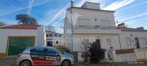 Casa bi familiar em beirã- marvão