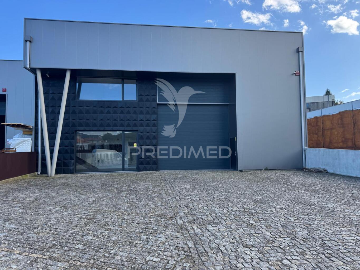 Armazém industrial em são martinho de sande - guimarães