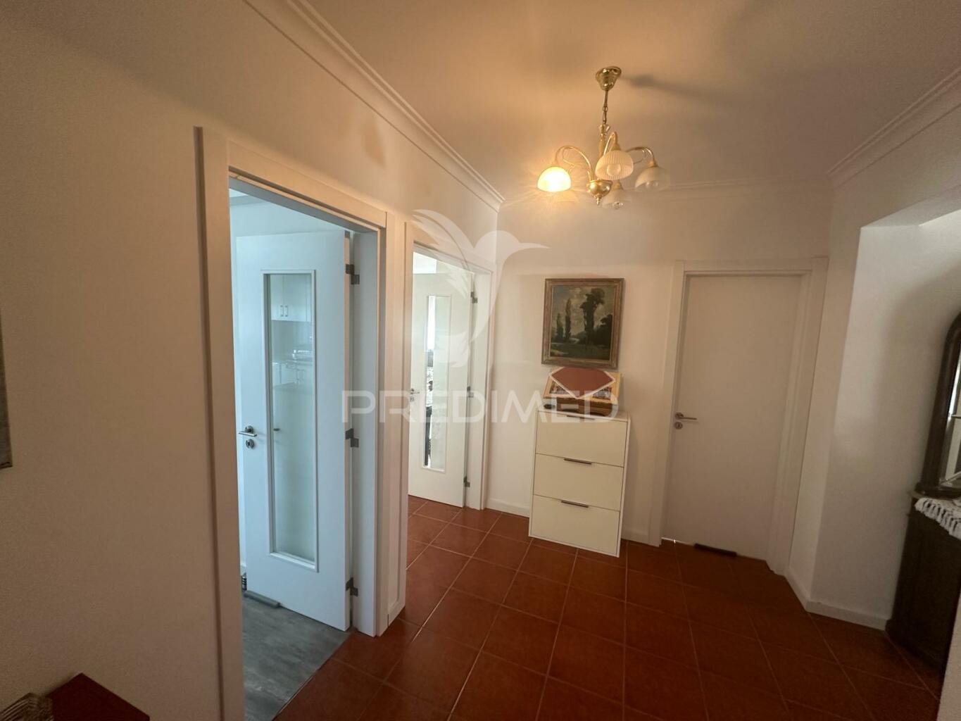 Apartamento t4 aldeia de paio pires