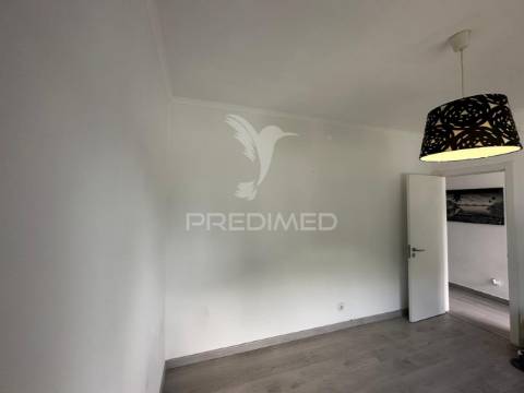 Moradia t3 com piscina em lote 786m2 em cabanas são gonçalo