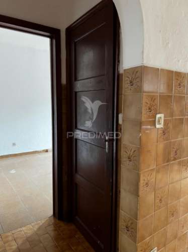 Prédio /quinta em portalegre