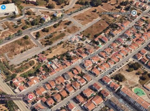 Moradia t1+1 totalmente remodelada-churrasqueira-aires-palmela