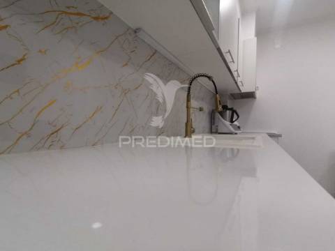 Apartamento t3 remodelado | 95m² | 2º andar | excelente localização