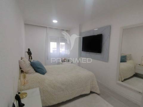 Apartamento t3 remodelado | 95m² | 2º andar | excelente localização