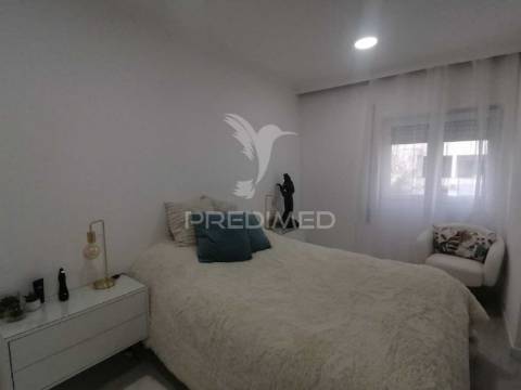 Apartamento t3 remodelado | 95m² | 2º andar | excelente localização