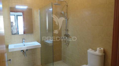 Moradia t4 em s.roque completamente nova