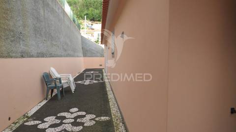 Moradia t4 em s.roque completamente nova