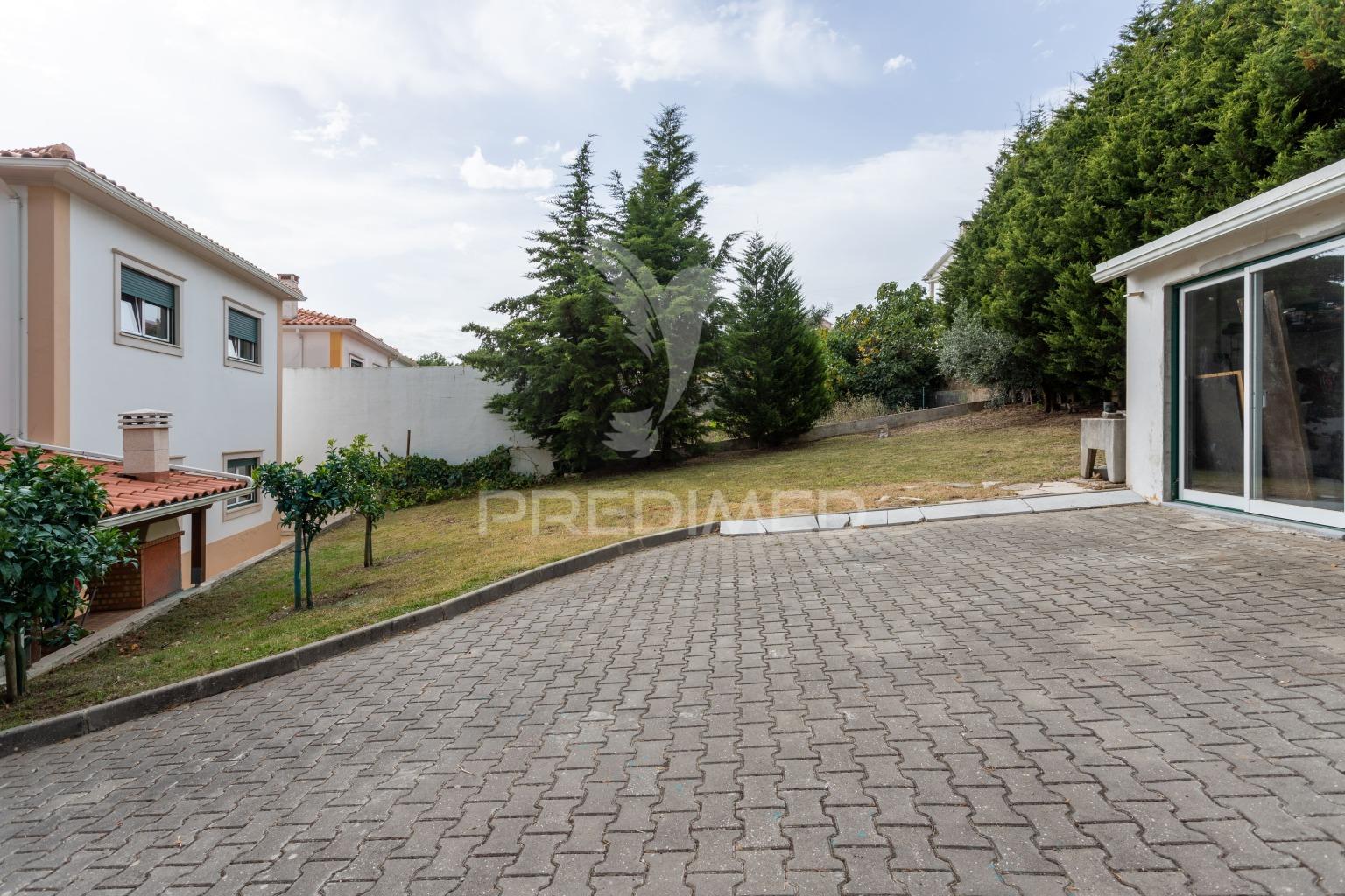 Moradia t3 em alcobaça