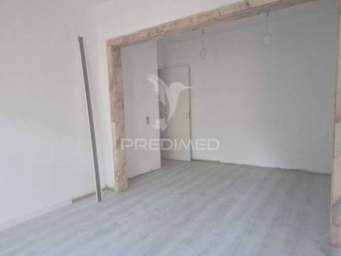 T2 remodelado - setúbal