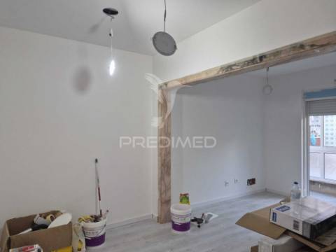 T2 remodelado - setúbal