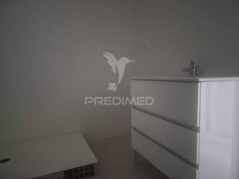 T2 remodelado - setúbal