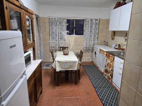 Apartamento t2 em vilar de andorinho