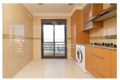 Apartamento t3 - arrendamento - grândola