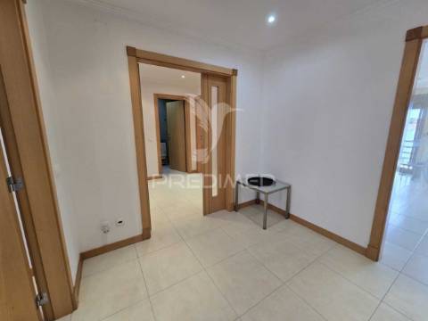 Apartamento t3 - arrendamento - grândola