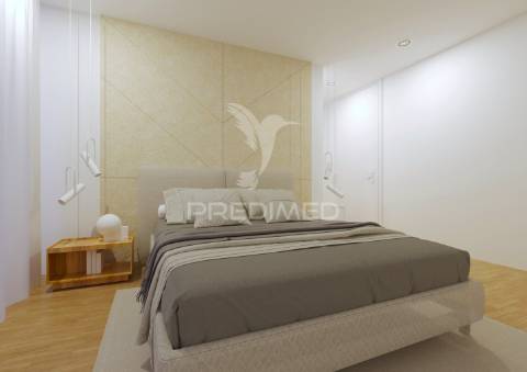 Elegante moradia contemporânea em fase inicial de construção, com 3 quartos e vistas para o mar e piscina!