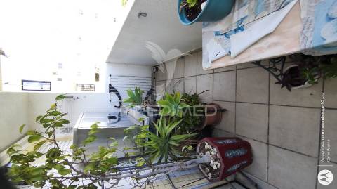 Apartamento t3 com estacionamento, centro portimão