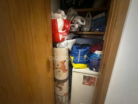 Apartamento t2 com parqueamento e arrecadação qta do anjo