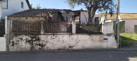 Bom investimento para reconstrução de moradia.