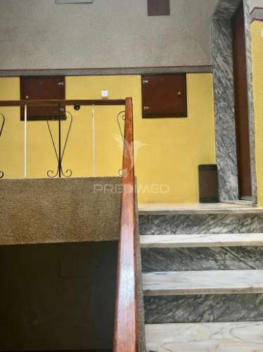 Apartamento t3 c/ varanda - vila chã