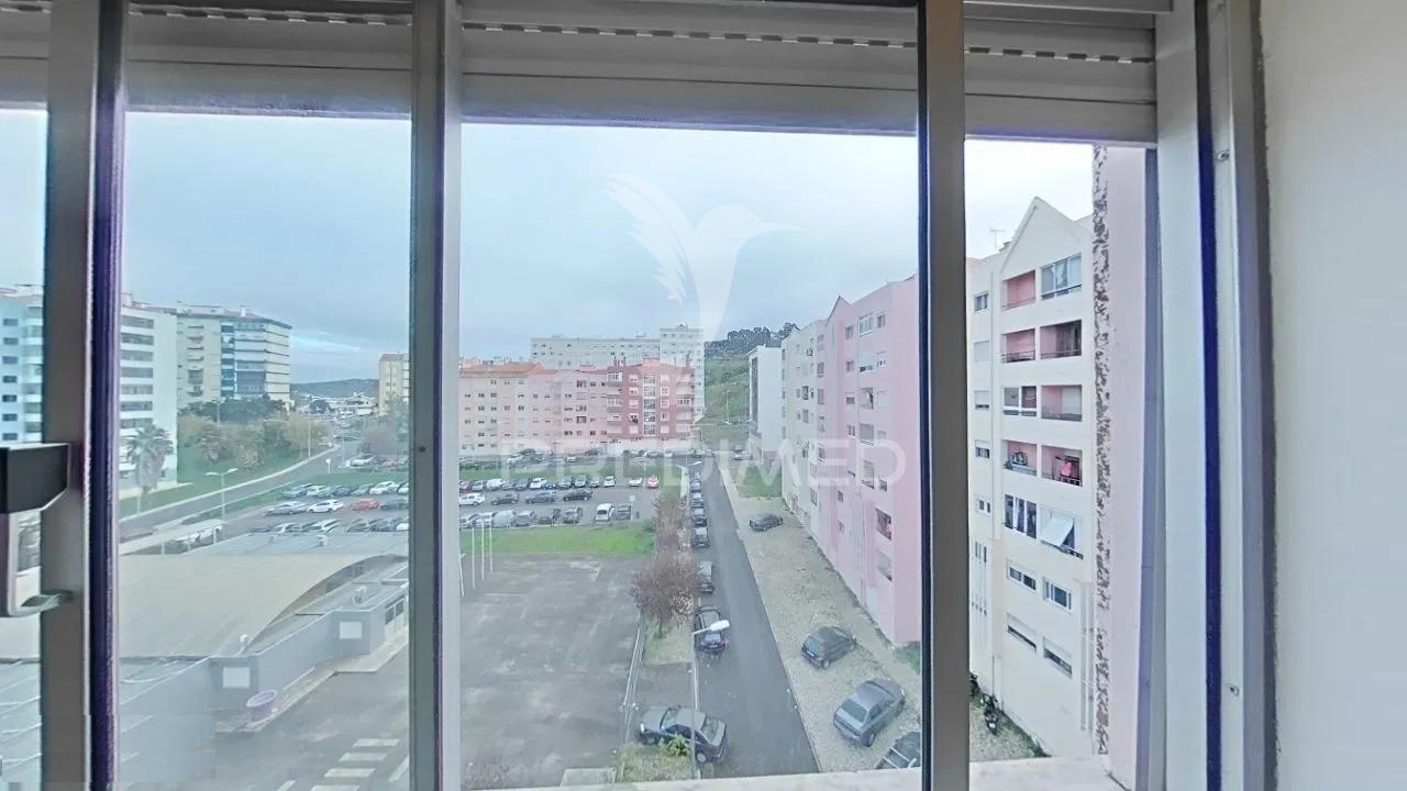 Apartamento t1 - 2 assoalhadas - loures centro
