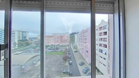 Apartamento t1 - 2 assoalhadas - loures centro