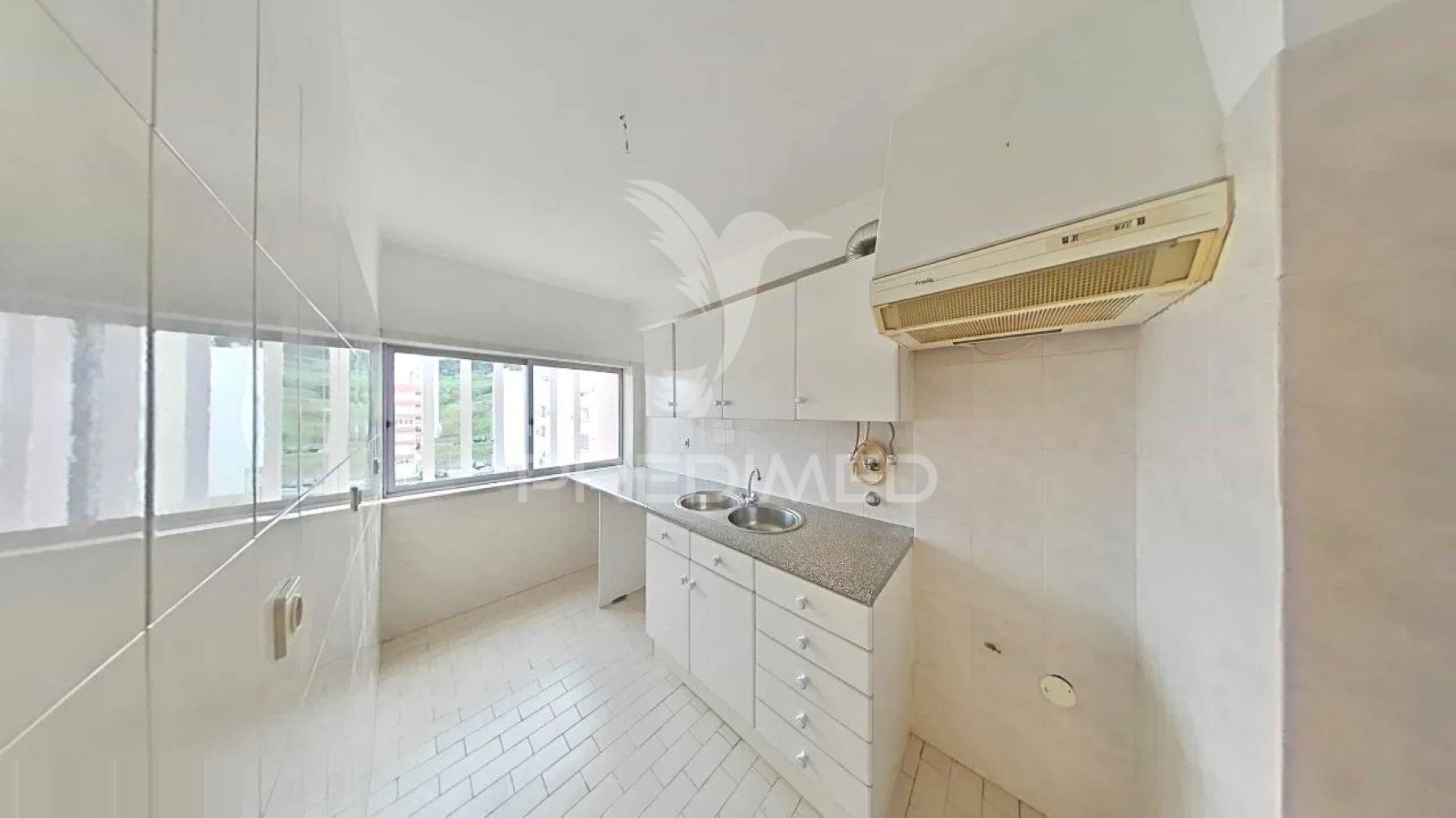 Apartamento t1 - 2 assoalhadas - loures centro
