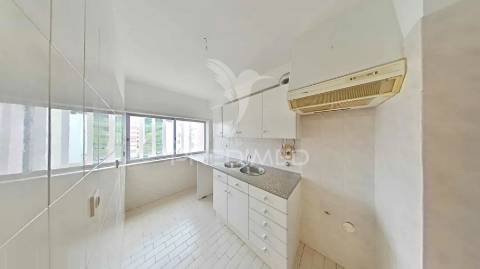 Apartamento t1 - 2 assoalhadas - loures centro