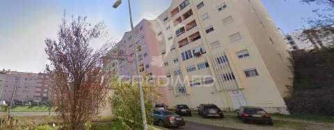 Apartamento t1 - 2 assoalhadas - loures centro