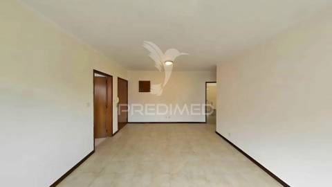 Apartamento t1 - 2 assoalhadas - loures centro