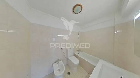 Apartamento t1 - 2 assoalhadas - loures centro