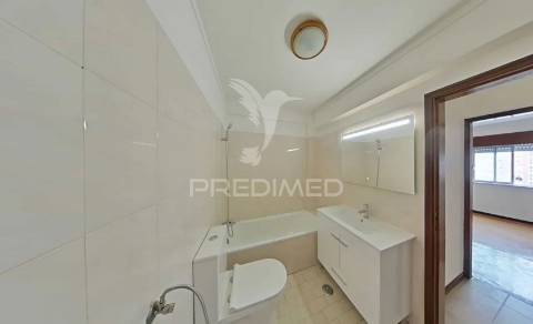 Apartamento t1 - 2 assoalhadas - loures centro