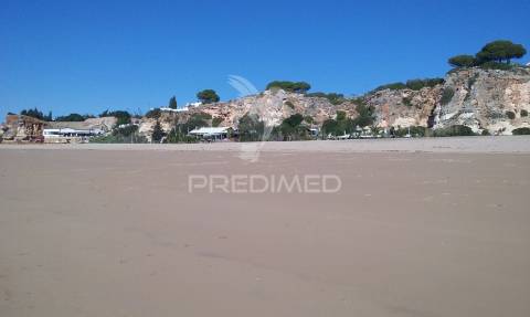 Moradia t3 com logradouro no parchal, lagoa