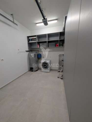 Vivenda térrea com piscina e jardim em folhadela / vila real