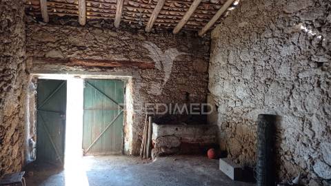 Garagem 28 m2 em vale da feteira, gavião