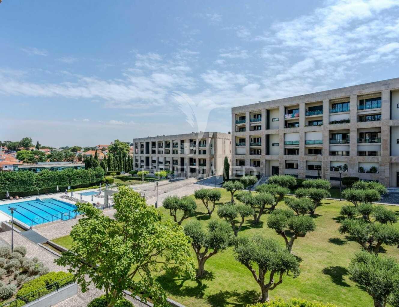 Apartamento t3 para arrendamento i condomínio villa restelo, com jardim e piscina no restelo/belém