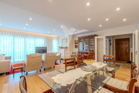 Apartamento t3 para arrendamento i condomínio villa restelo, com jardim e piscina no restelo/belém