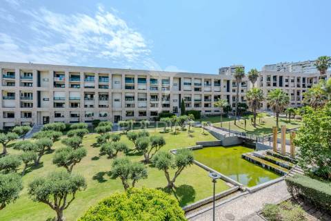 Apartamento t3 para arrendamento i condomínio villa restelo, com jardim e piscina no restelo/belém