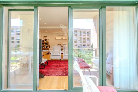 Apartamento t3 para arrendamento i condomínio villa restelo, com jardim e piscina no restelo/belém