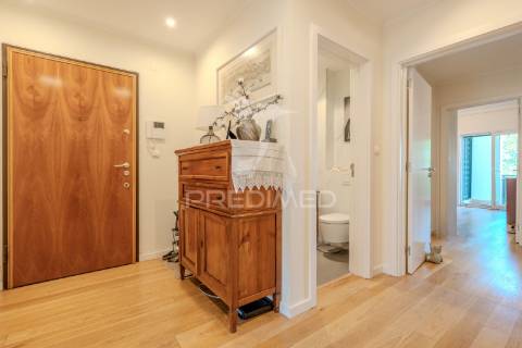 Apartamento t3 para arrendamento i condomínio villa restelo, com jardim e piscina no restelo/belém