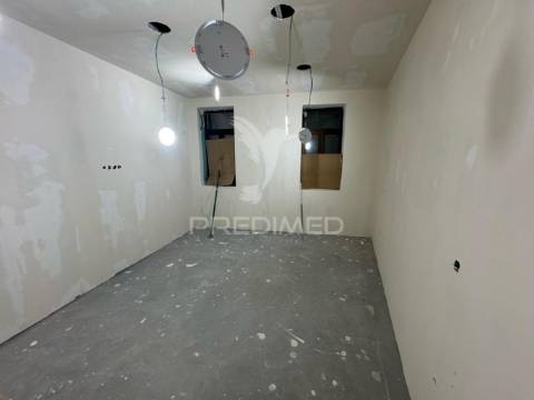 Moradia t3 c/ 680m2