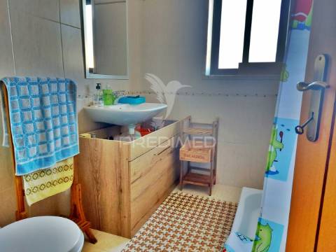 Apartamento t3 em benavente com terraço amplo e churrasqueira