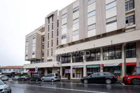 Apartamento t3 localizado no coração de terras de bouro.