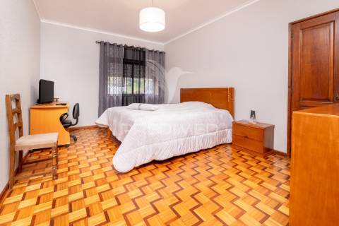 Apartamento t3 localizado no coração de terras de bouro.