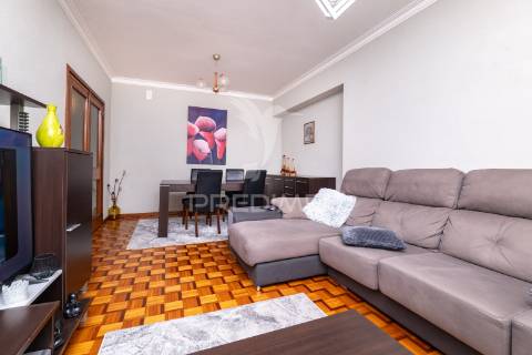 Apartamento t3 localizado no coração de terras de bouro.
